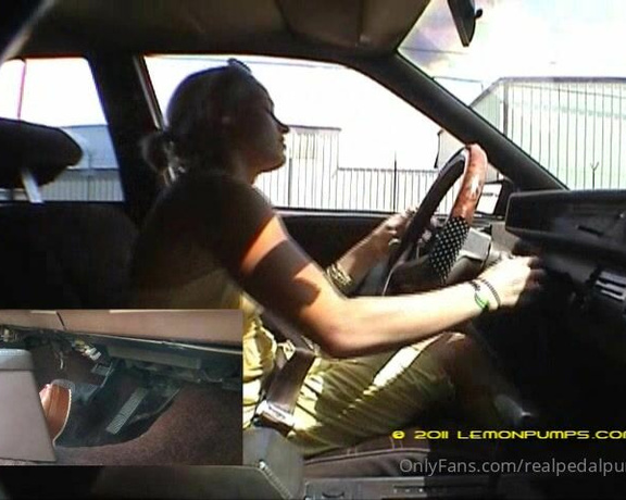 Real Pedal Pumping aka realpedalpumping - 08-26-2022 OnlyFans Video - Gorgeous blonde in platforms pumping the Chevy Pt 1