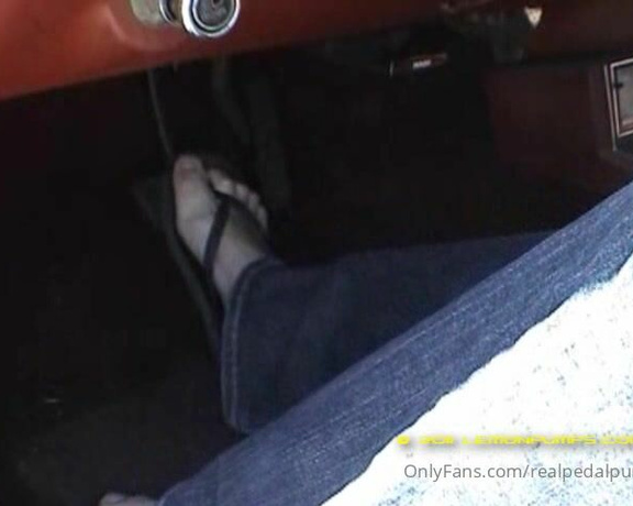 Real Pedal Pumping aka realpedalpumping - 08-26-2022 OnlyFans Video - Pt 2 _ sweet brunette pumps in sandals