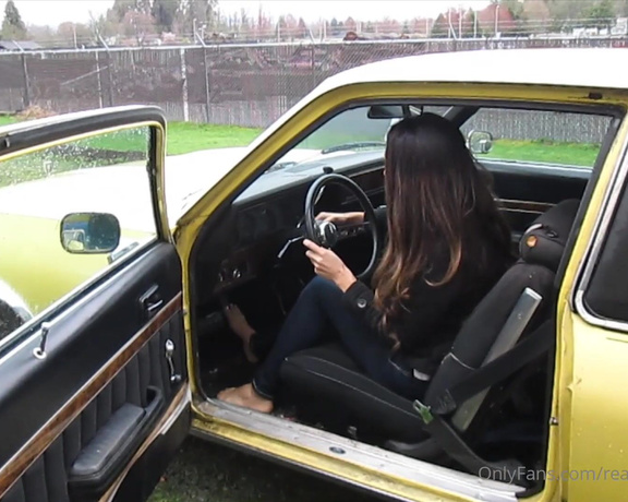 Real Pedal Pumping aka realpedalpumping - 03-09-2023 OnlyFans Video - She doesnt know why her 77 Chevy Nova wont start More 100 real weak cranking amp