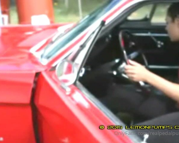 Real Pedal Pumping aka realpedalpumping - 05-15-2024 OnlyFans Video - Daddy gave his Pretty Princess a classic Mustang but she hasnt quite figured out cold starts