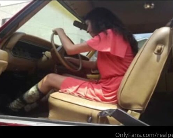 Real Pedal Pumping aka realpedalpumping - 03-29-2024 OnlyFans Video - Hot Girl Owns A 1973 Dodge Dart A girl in her 20s wearing cute socks, you