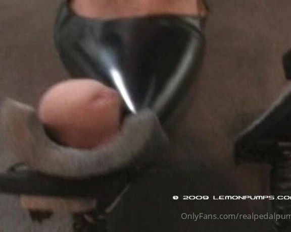 Real Pedal Pumping aka realpedalpumping - 10-24-2024 OnlyFans Video - 2 Videos Asian Woman Owns 61 Falcon  Punishing Footjob Another fan request This beautiful middle_a1t9