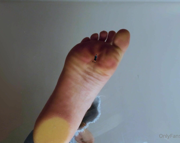 Giantess Ella aka giantessella - 08-07-2022 OnlyFans Video - Story of the video My lil step bro is soo cute but also really annoying