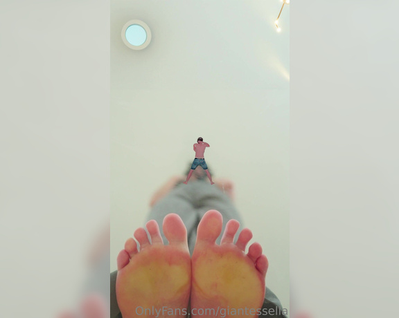 Giantess Ella aka giantessella - 08-05-2023 OnlyFans Video - Here is the vertical version of my last video in case anyone likes it more this