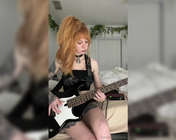 Goddess Sylvanas aka goddess.sylvanas - 04-30-2024 OnlyFans Video - Blue Monday bass practice Working on using my chorus pedal on the Peter hook electric bass