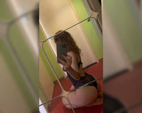 CoppiaF3tish aka coppiaf3tish - 10-28-2024 OnlyFans Video - Buongiorno porcelliniAvete visto il video tanto richiesto che é uscito sul profilo Lo trovate come primo