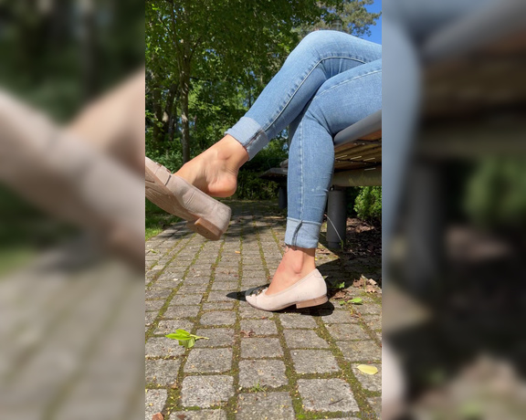 Mrs Larry aka mrs_larry - 05-27-2024 OnlyFans Video - Ballerina Spielchen aus verschiedenen Perspektiven  Ballerina games from different perspectives_8a96