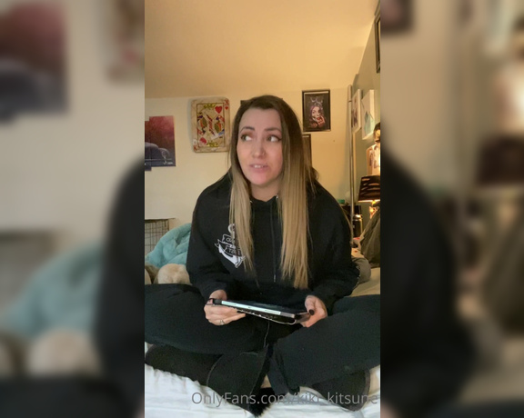 KIki Kitsune aka kiki_kitsune - 10-24-2021 OnlyFans Video - I make You smell my feet