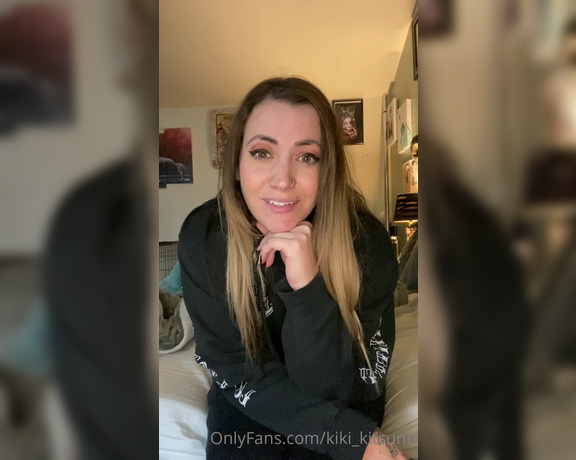 KIki Kitsune aka kiki_kitsune - 10-24-2021 OnlyFans Video - I make You smell my feet