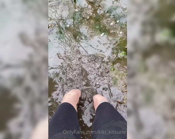 KIki Kitsune aka kiki_kitsune - 04-29-2022 OnlyFans Video - Finally bare foot season