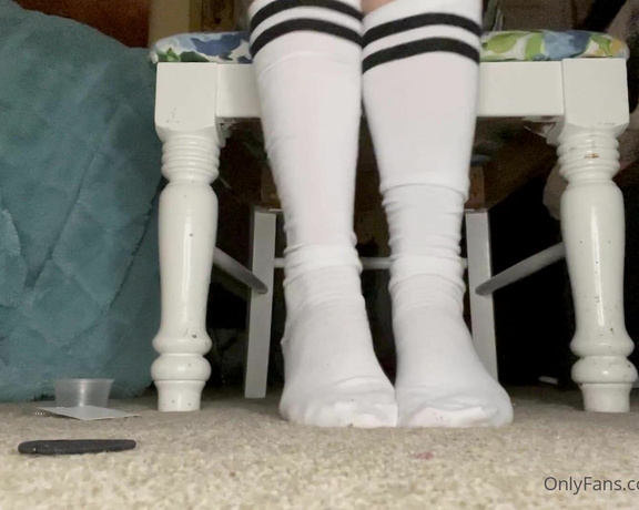 KIki Kitsune aka kiki_kitsune - 02-13-2023 OnlyFans Video - For my sock lovers I need to post more sock content Ill do better