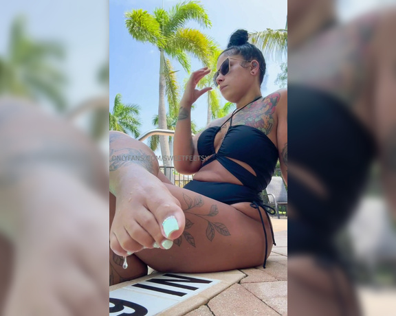 Sweetfeetsy aka sweetfeetsy - 05-20-2024 OnlyFans Video - Summer time poolside tease