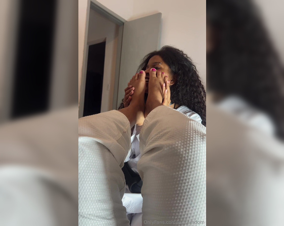 Erika Keylla aka kellfemdom - 09-12-2024 OnlyFans Video - I loved my karate friends feet