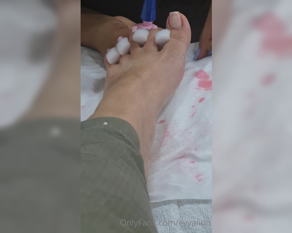 EvvaLion aka evvalion - 05-07-2021 OnlyFans Video - My Pedicure almost finish