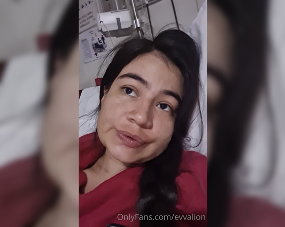 EvvaLion aka evvalion - 10-07-2022 OnlyFans Video - I have been absent because I have serious health problems, I am hospitalized at the moment