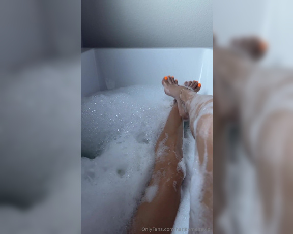 Harley Melts aka harleymeltsvip - 06-20-2024 OnlyFans Video - take a bubble bath with me