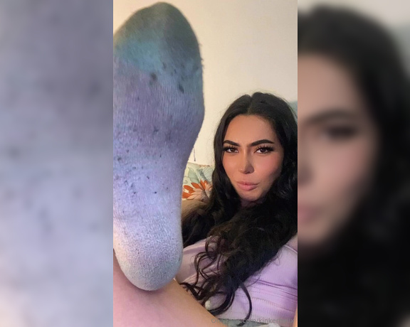 Goddess Kinkerbell aka kinkerbellx - 10-15-2024 OnlyFans Video - These sweaty dirty socks fucking own you so bad and theres nothing you can do about