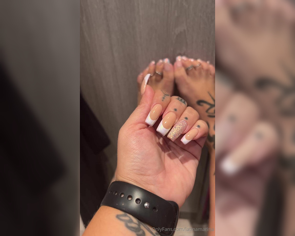 Latina Marina aka latinamarina - 09-19-2024 OnlyFans Video - Happy Thursday my luvs n pets do you like my current manipedi shes been busy_ch94