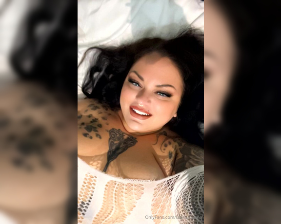 Latina Marina aka latinamarina - 11-12-2024 OnlyFans Video - Oh Yh happy titty Tuesday too my luvs n pets guess what size bra I am_n487