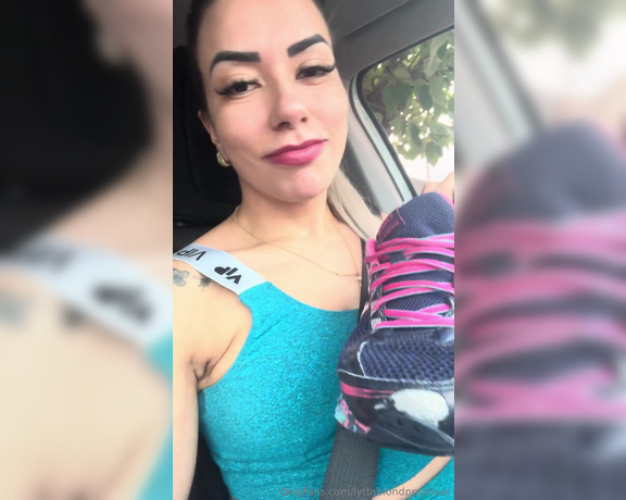 Lytta Queen Premium aka lyttablondpremium - 12-06-2024 OnlyFans Video - Do you like sweaty feetDo you think i have to drive barefoot or on socks