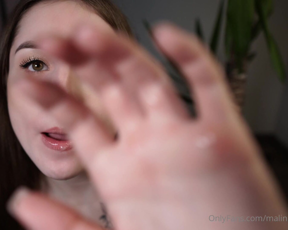 Princess Malinkaa aka malinkaa98 - 06-19-2024 OnlyFans Video - ASMR Lens lick , Fingers sucking , Spit painting , Long micro licks and much eye