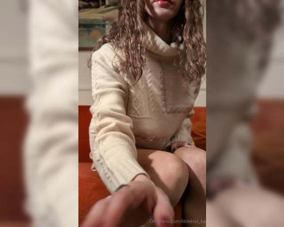 LittleKiss_ka aka littlekiss_ka - 11-06-2024 OnlyFans Video - Just teasing you with my nylon legs