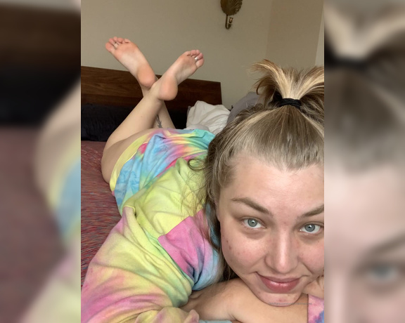 Tabitha Toes aka tabithatoes - 04-27-2021 OnlyFans Video - 4 short videos  Last one is a min in the pose_nn9d