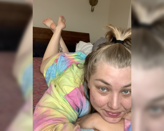 Tabitha Toes aka tabithatoes - 04-27-2021 OnlyFans Video - 4 short videos  Last one is a min in the pose_nn9d