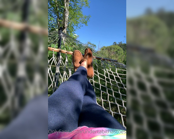 Tabitha Toes aka tabithatoes - 11-21-2021 OnlyFans Video - In the hammock with me