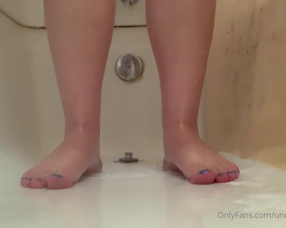 Tabitha Toes aka tabithatoes - 05-24-2021 OnlyFans Video - 9 12 minutes of me soaping up and washing off in the shower The shower is