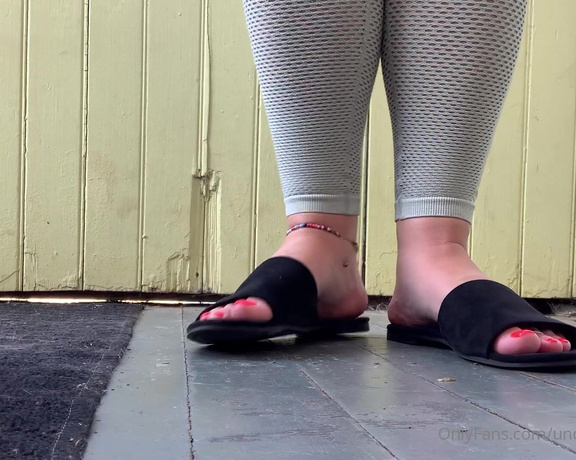 Tabitha Toes aka tabithatoes - 09-27-2021 OnlyFans Video - A little four min dangle for you slide lovers