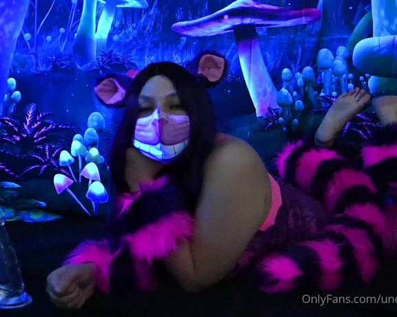 Tabitha Toes aka tabithatoes - 10-22-2021 OnlyFans Video - Youve been wandering in the dark forrest when you come across the Cheshire Cat They seem