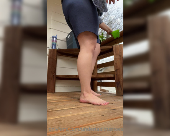 Tabitha Toes aka tabithatoes - 04-23-2022 OnlyFans Video - Happy Earth Day Heres a fairly boring video of me reporting some plants  sorry my