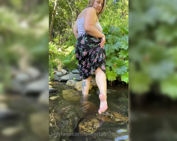 Tabitha Toes aka tabithatoes - 07-31-2022 OnlyFans Video - A little fun in the creek  sorry theres no talking, haha I would have had