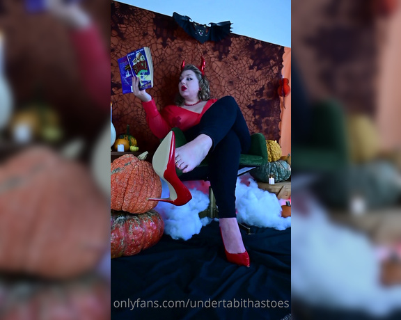 Tabitha Toes aka tabithatoes - 10-17-2022 OnlyFans Video - RETURN OF THE SPOOKY LIBRARIAN PART THREE OF FOUR When you arrive for your weekly spooky