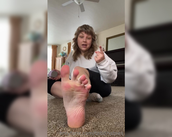 Tabitha Toes aka tabithatoes - 03-14-2023 OnlyFans Video - Haha so we are all familiar with my too long videos, riiiight Well, heres another