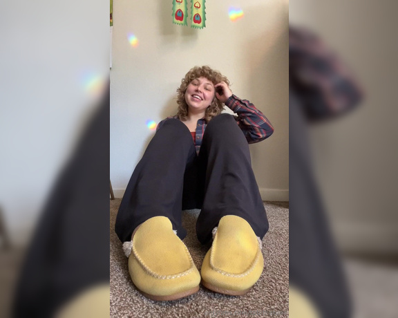 Tabitha Toes aka tabithatoes - 11-06-2023 OnlyFans Video - A little talk at ya vid, updates and rambles that ends with a sweet little countdown