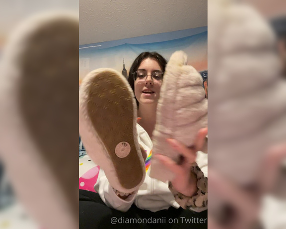 Goddess Daniella aka danimonies - 12-02-2022 OnlyFans Video - Shoes for ale