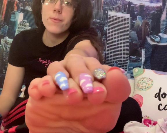 Goddess Daniella aka danimonies - 04-22-2020 OnlyFans Video - something for your foot loving Losers