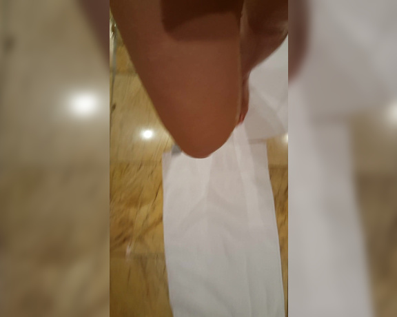 YourGoddessAnna51k aka yourgoddessanna1 - 07-06-2018 OnlyFans Video - Wait on your knees in the corner