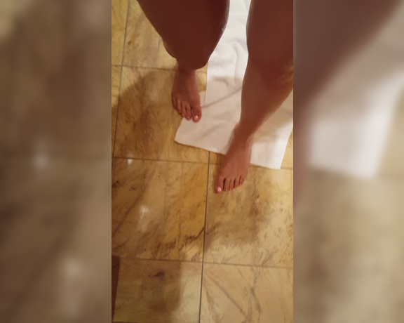 YourGoddessAnna51k aka yourgoddessanna1 - 07-06-2018 OnlyFans Video - Wait on your knees in the corner