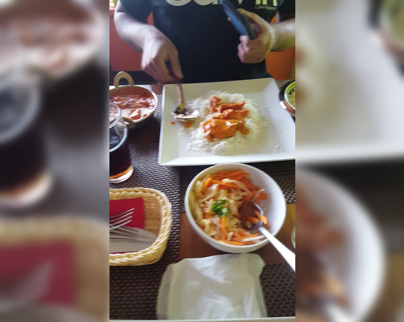 YourGoddessAnna51k aka yourgoddessanna1 - 08-03-2018 OnlyFans Video - Lunch with my loyal slave, hes getting extras off the menu