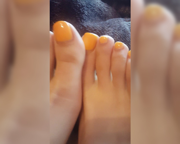 YourGoddessAnna51k aka yourgoddessanna1 - 06-24-2018 OnlyFans Video - Lazy sunday in bed