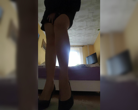 YourGoddessAnna51k aka yourgoddessanna1 - 11-21-2017 OnlyFans Video - trying my new heels on