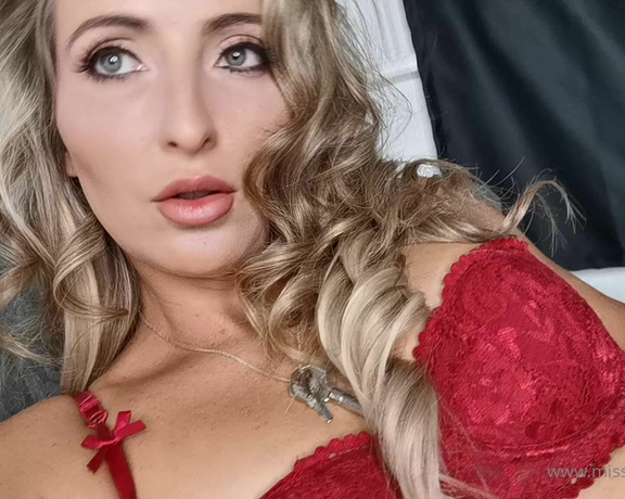 Miss Courtney aka Misscourtneym OnlyFans - Do you like My lingerie