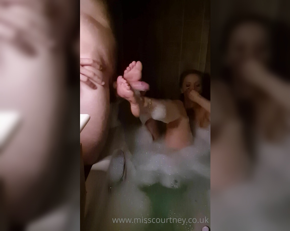 Miss Courtney aka Misscourtneym OnlyFans - Happy jerk off Sunday enjoy this steamy foot job tease in the bath with @mrcourtneym  imagine