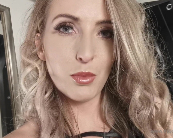 Miss Courtney aka Misscourtneym OnlyFans - Cuck Open your mouth