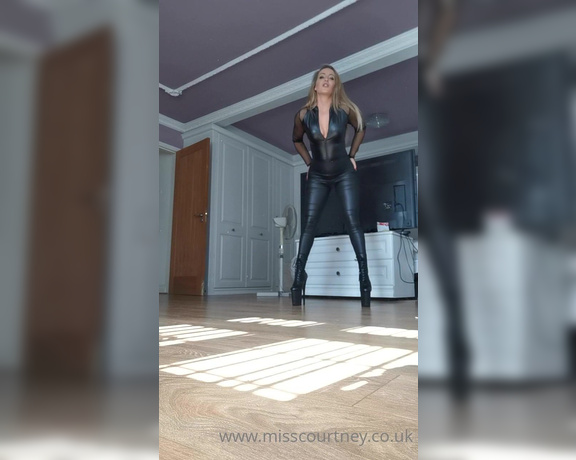 Miss Courtney aka Misscourtneym OnlyFans - Do we like My new boots