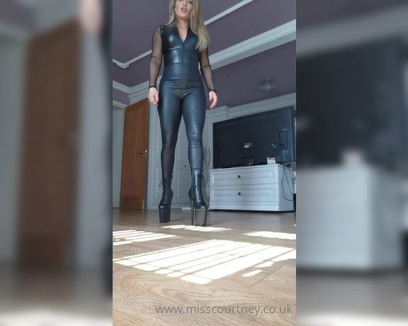 Miss Courtney aka Misscourtneym OnlyFans - Do we like My new boots