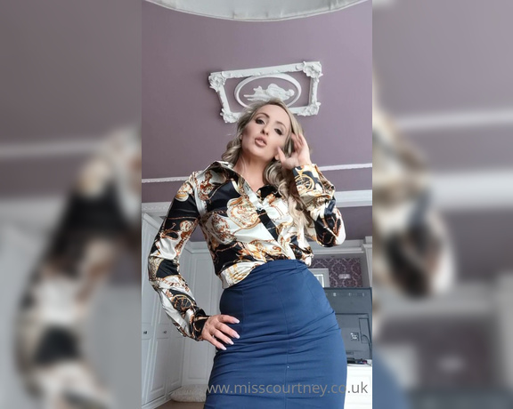 Miss Courtney aka Misscourtneym OnlyFans - Do you like My new satin shirts